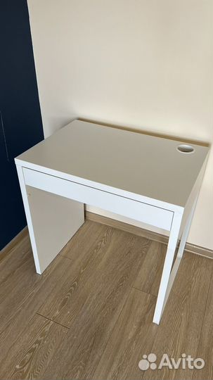 Письменный стол IKEA микке