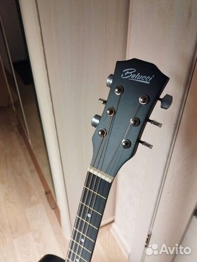 Гитара черная матовая