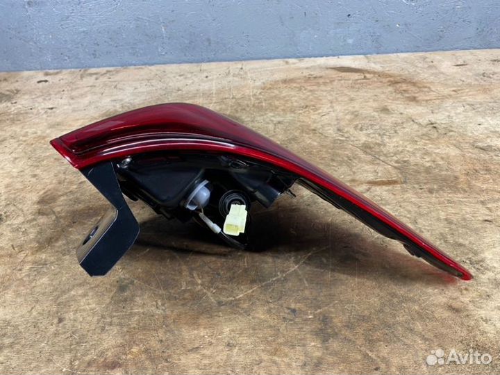 Фонарь Mitsubishi Outlander 3 левый правый