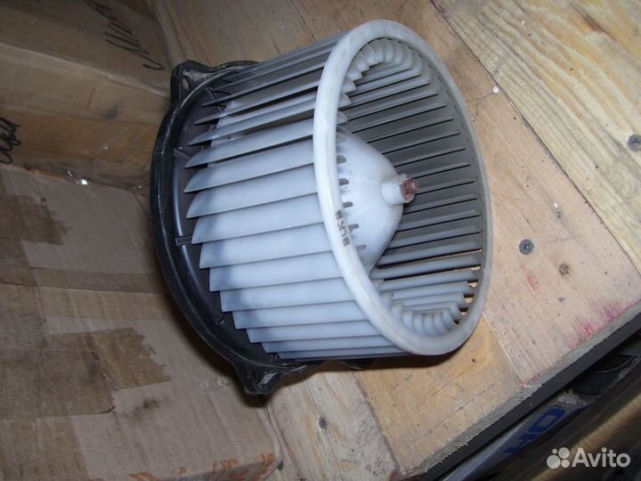 Хендай элантра HD моторчик отопителя