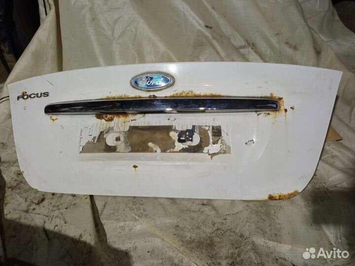 Крышка багажника Ford focus 2