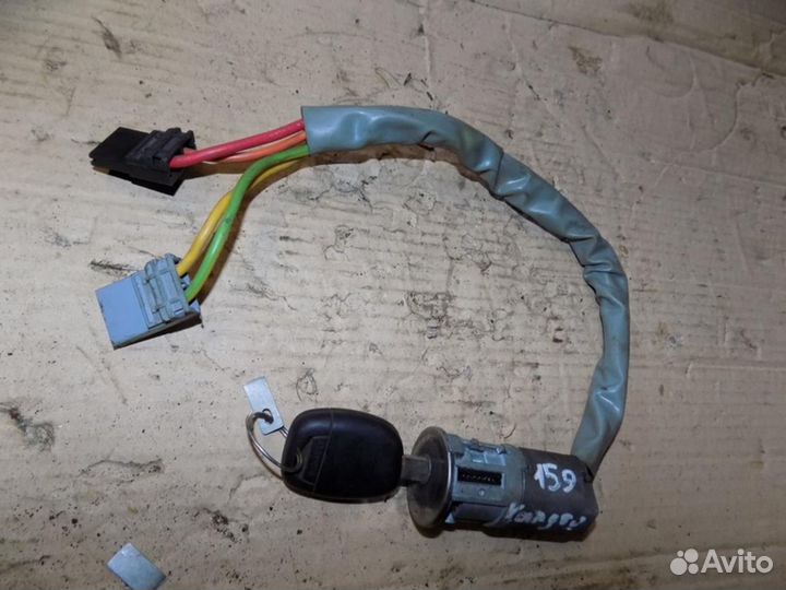 Замок зажигания Kangoo 1997-2003