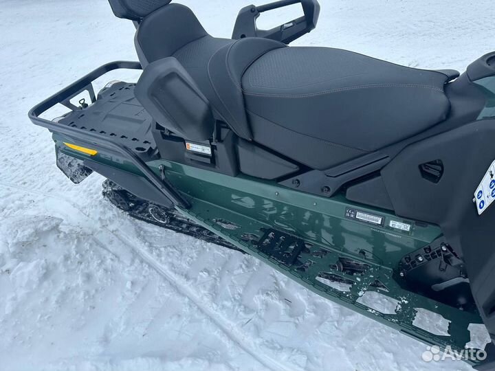 BRP Ski-Doo Expedition SE 900 ACE Turbo R
