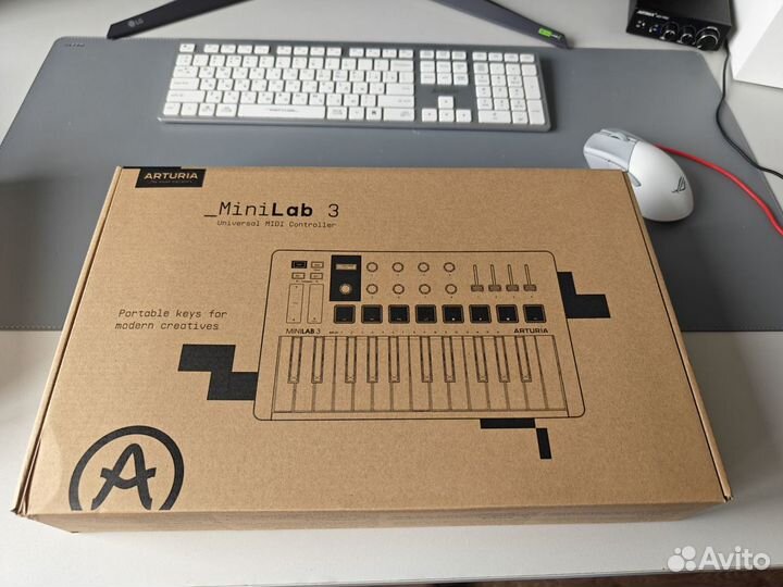 Arturia MiniLab 3 White