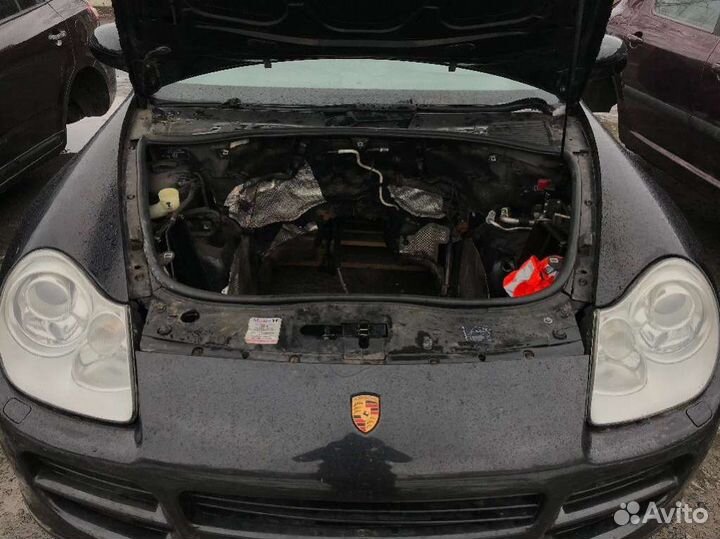 Панель передняя (телевизор), Porsche Cayenne 955 2