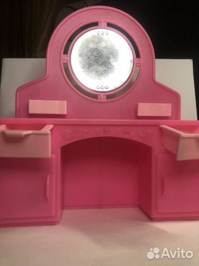 Стол для кукл