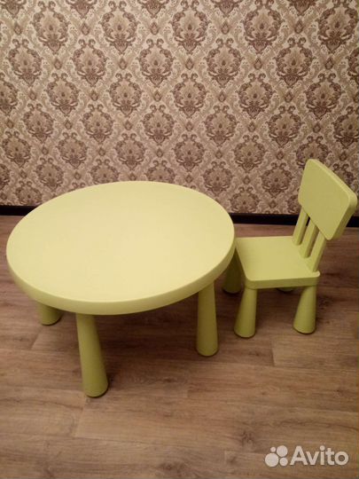 Детский столик и стульчик икея