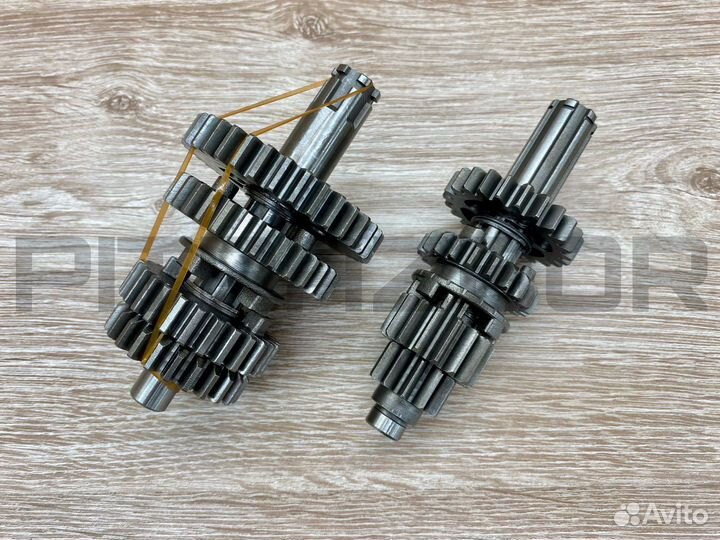 Первичный и вторичный вал (кпп) YX125, YX140 E