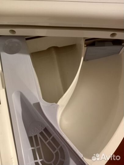 Стиральная машина Ariston Hotpoint