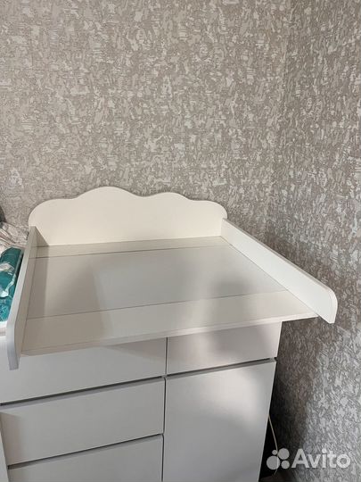 Пеленальный столик