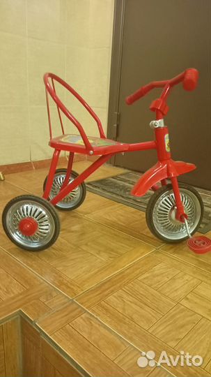 Трехколесный велосипед