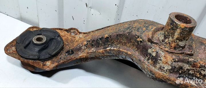 Кронштейн редуктора Honda C-RV 1