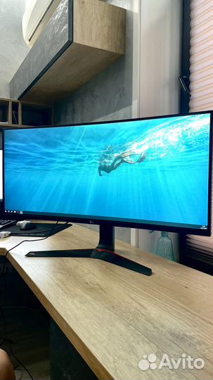 Монитор LG 34UC89G