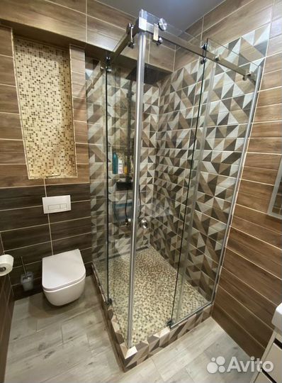 Душевой уголок новый. Душевая перегородка
