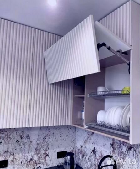 Прямая кухня Бриони. Кухня на заказ от фабрики