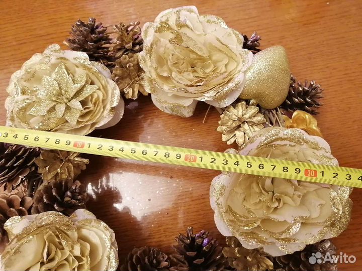 Венок декоративный