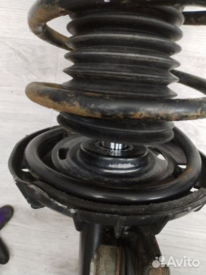 Стойки передние Mercedes Clk W209 M272 2006