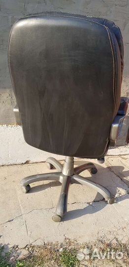 Компьютерное кресло