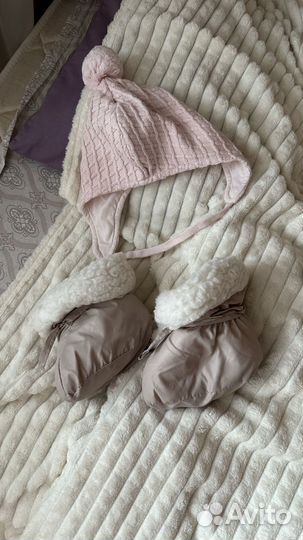 Комплект шапка, пинетки