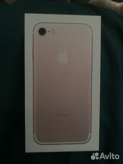 Коробка от iPhone 7