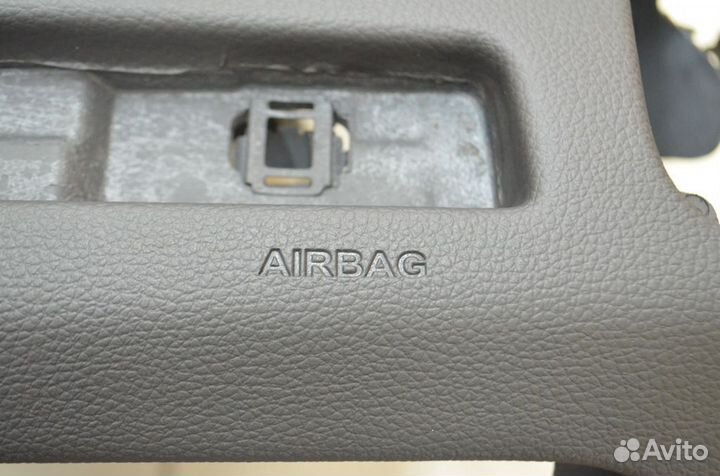 Панель приборов торпедо Ку 7 Ауди