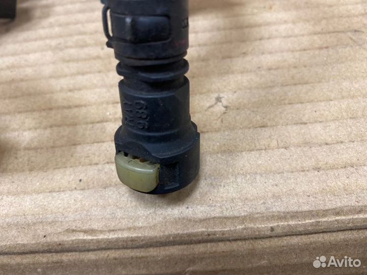 Клапан вентиляции топливного бака Volkswagen