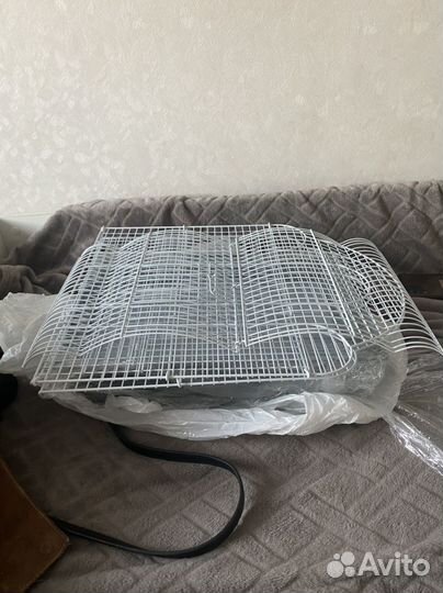 Клетка для среднего попугая новая