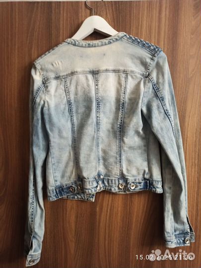 Джинсовая куртка женская