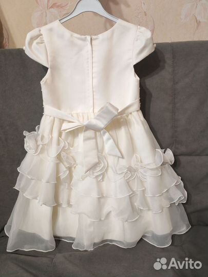 Платье нарядное