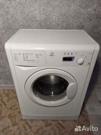 Стиральная машина indesit 5кг/1000об. в хорошем со