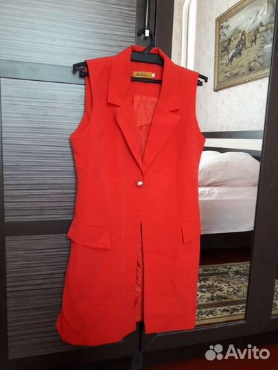 Пиджак без рукавов