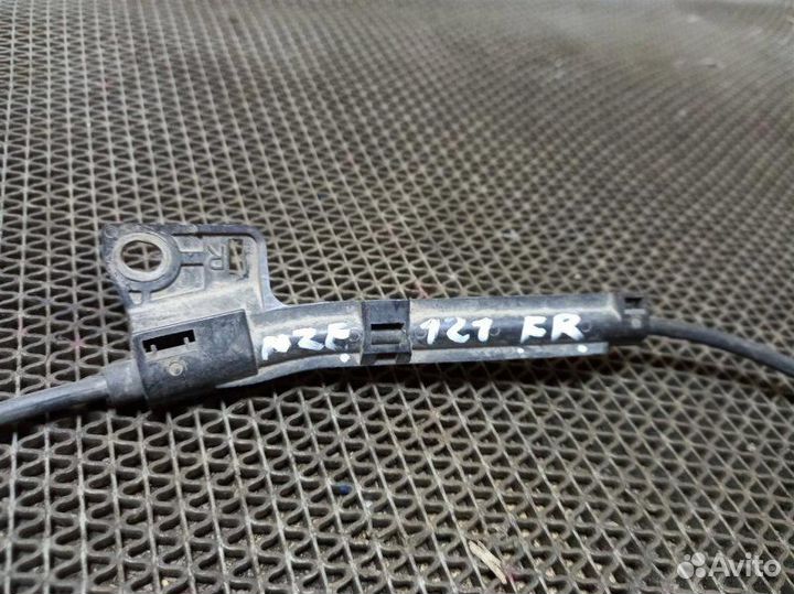 Датчик ABS передний правый Toyota Corolla NZE120