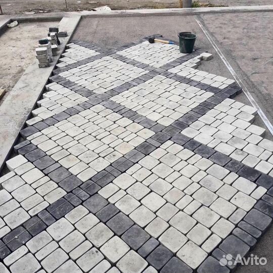 Укладка тротуарной плитки