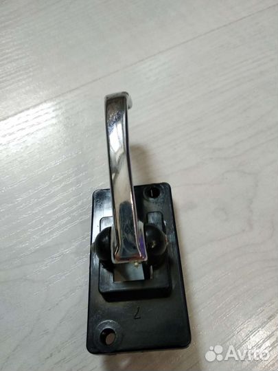 Ручка двери