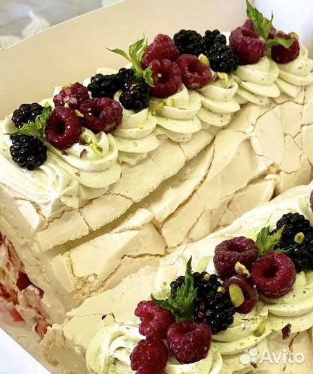 Меренговый рулет, десерт Анна Павлова