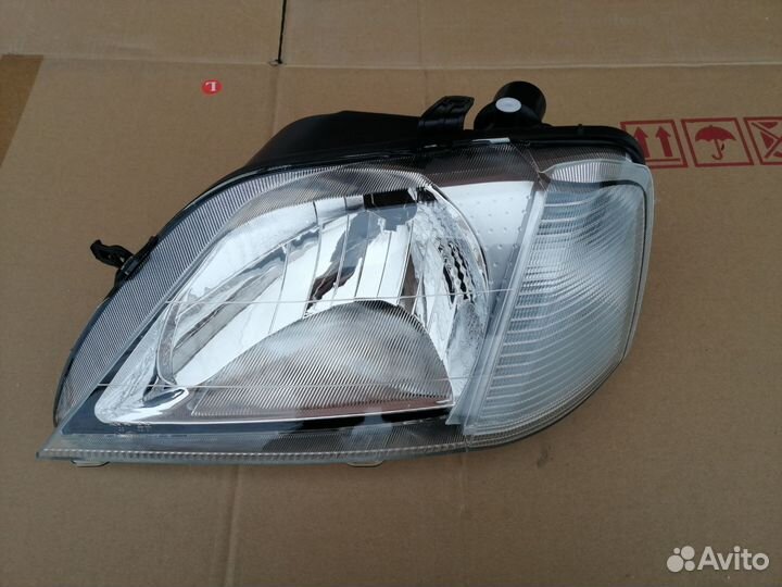 Фара бампер запчасти на Renault Logan