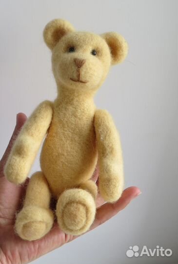 Мишка из шерсти (ручная работа)