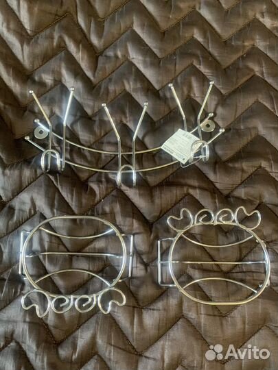 Мыльница, вешалка металлические новые