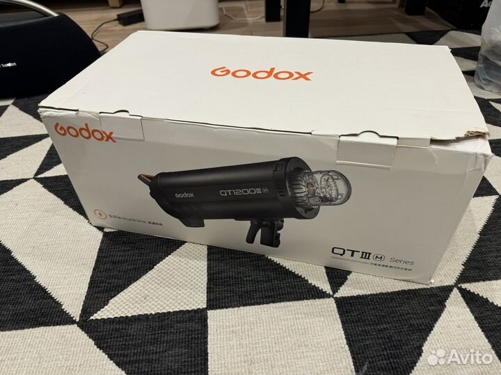 Godox QT1200III M