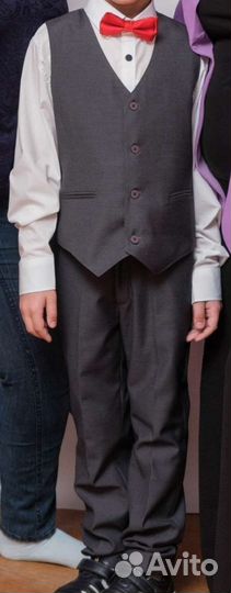 Школьный костюм