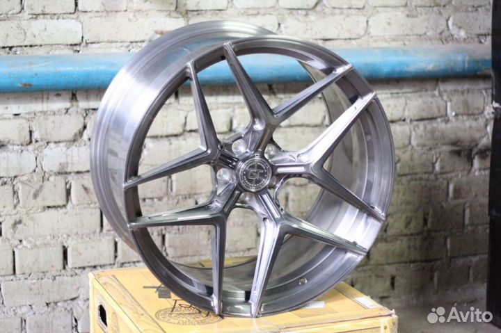 Кованые диски GT Forged R21 5x112 для BMW M5 M8