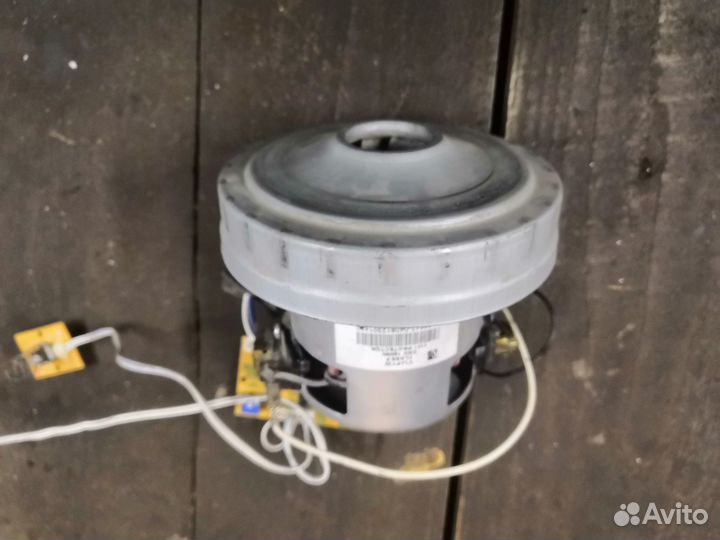 Мотор от пылесоса