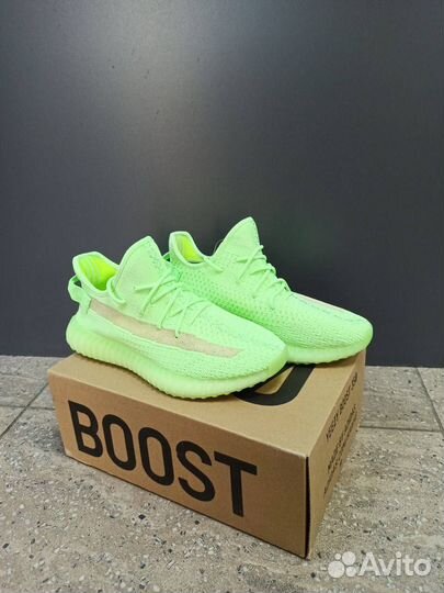 Кроссовки Adidas Yeezy boost 500