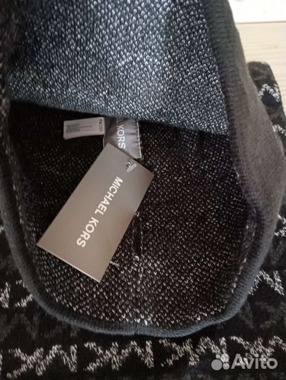 Подарочный набор шапка и шарф Michael Kors новый