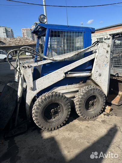 Мини-погрузчик Уралвагонзавод ПУМ-500, 1994