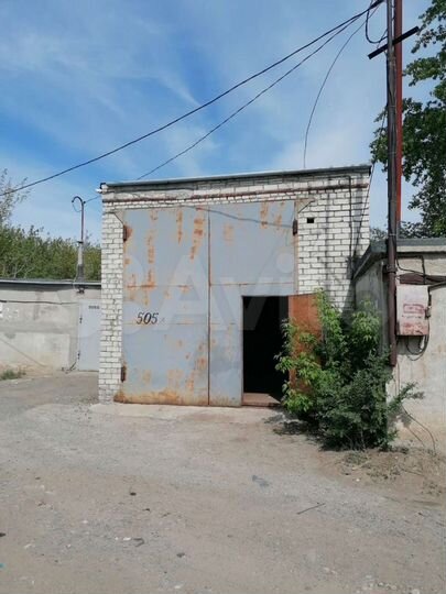 Гараж, > 30 м²