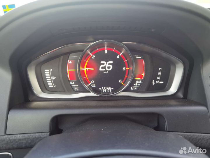 TFT приборная панель Volvo с установкой