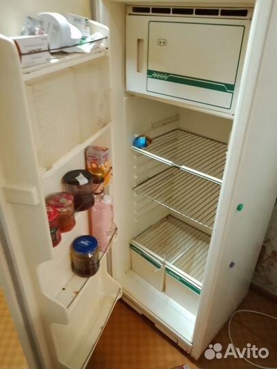 Холодильник на запчасти