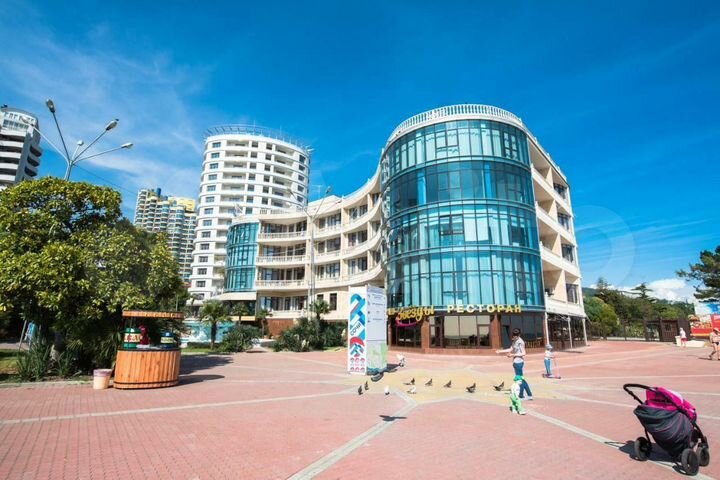 Гостиница с персоналом, 3250 м²