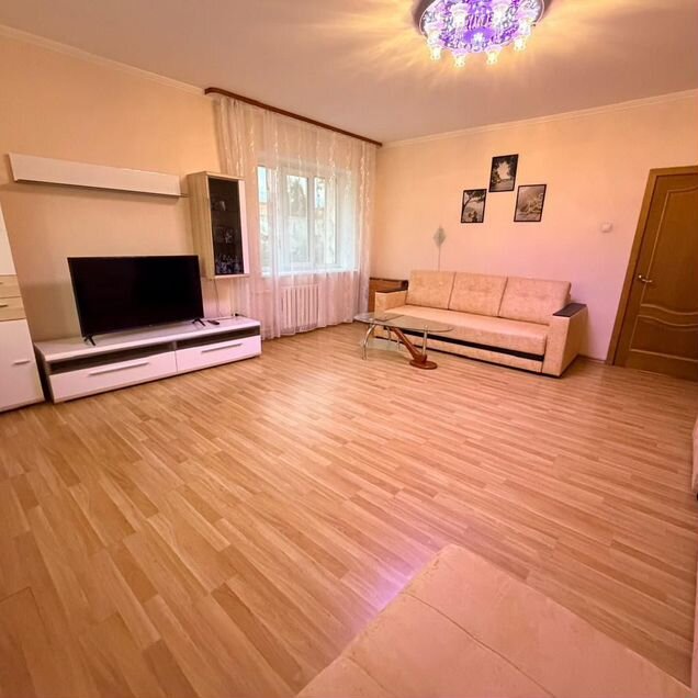 2-к. квартира, 75 м², 3/9 эт.